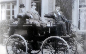 1st Electric Car